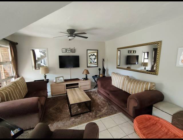 3 BEDROOM TOWNHOUSE FOR SALE IN BRACKENHURST
